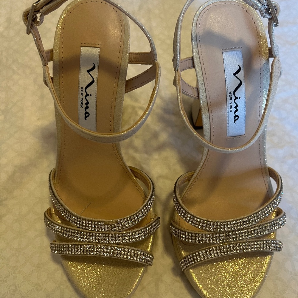 Nina Saralyn Platino Size 5